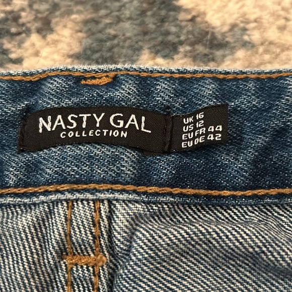 Nasty Gal Organic Denim High Waisted Mom Jeans -  US 12 - Picture 3 of 3